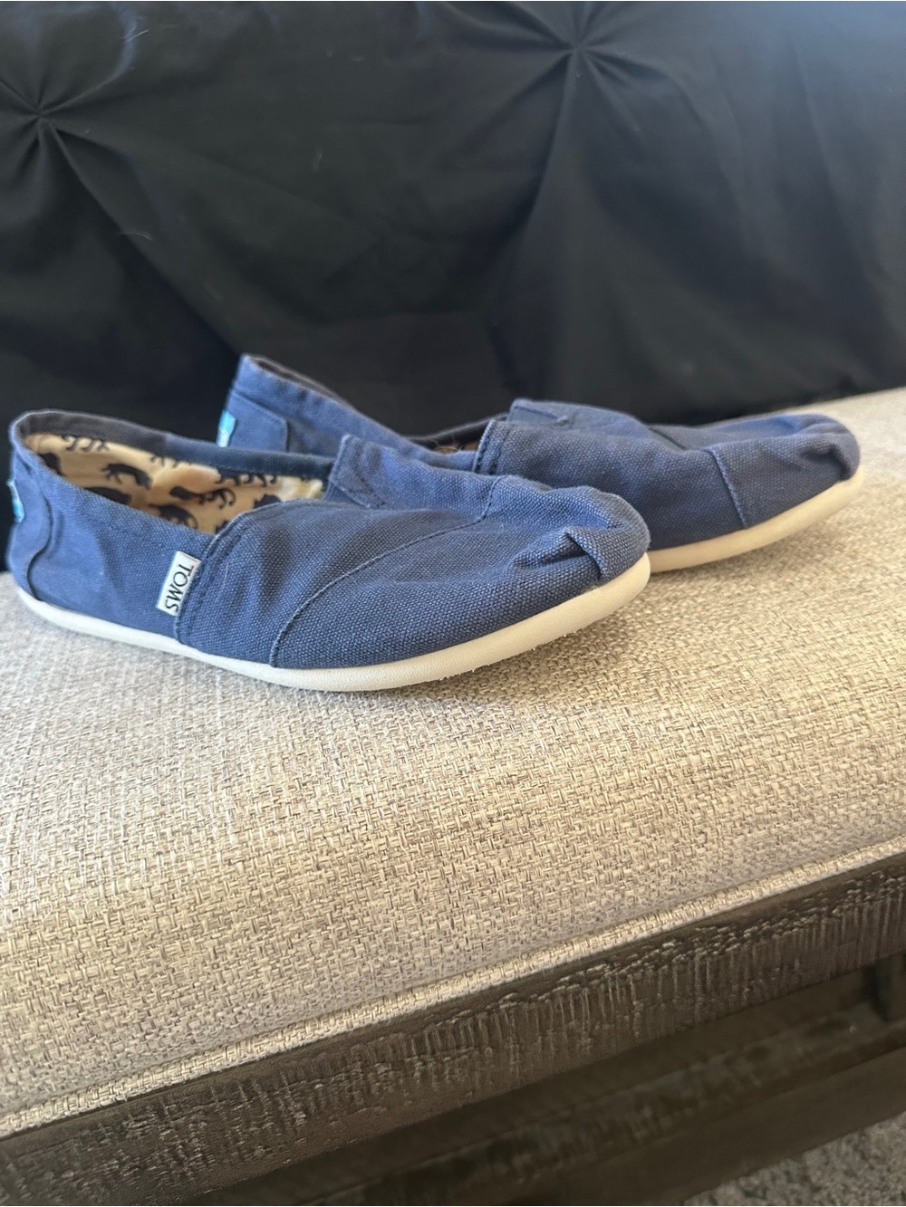 Toms Navy Canvas Slip-On Flats